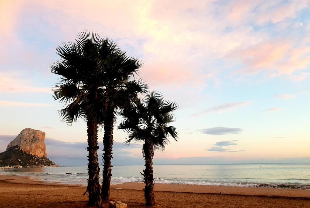 By The Beach Calp Exterior foto