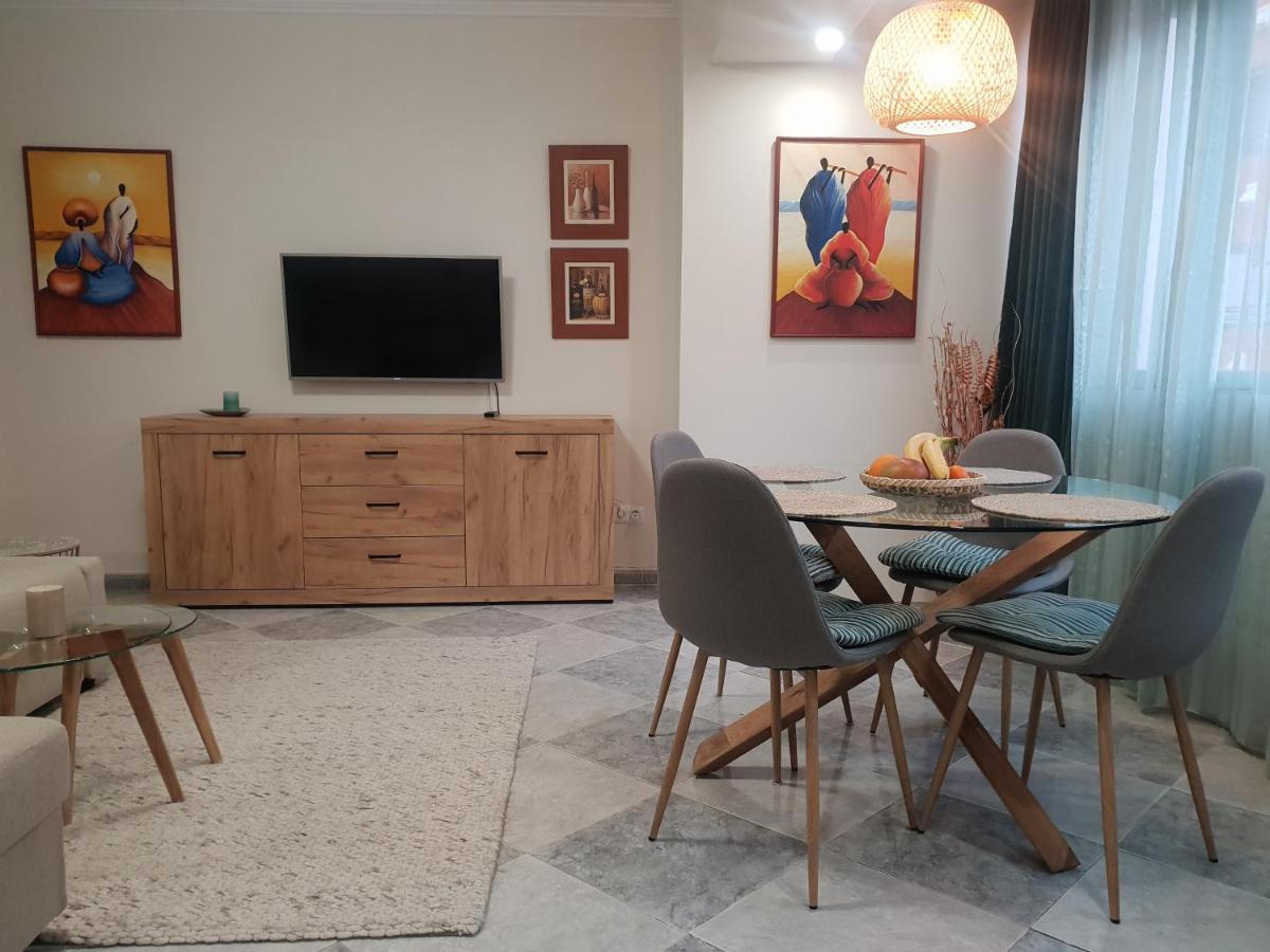 By The Beach Calp Exterior foto